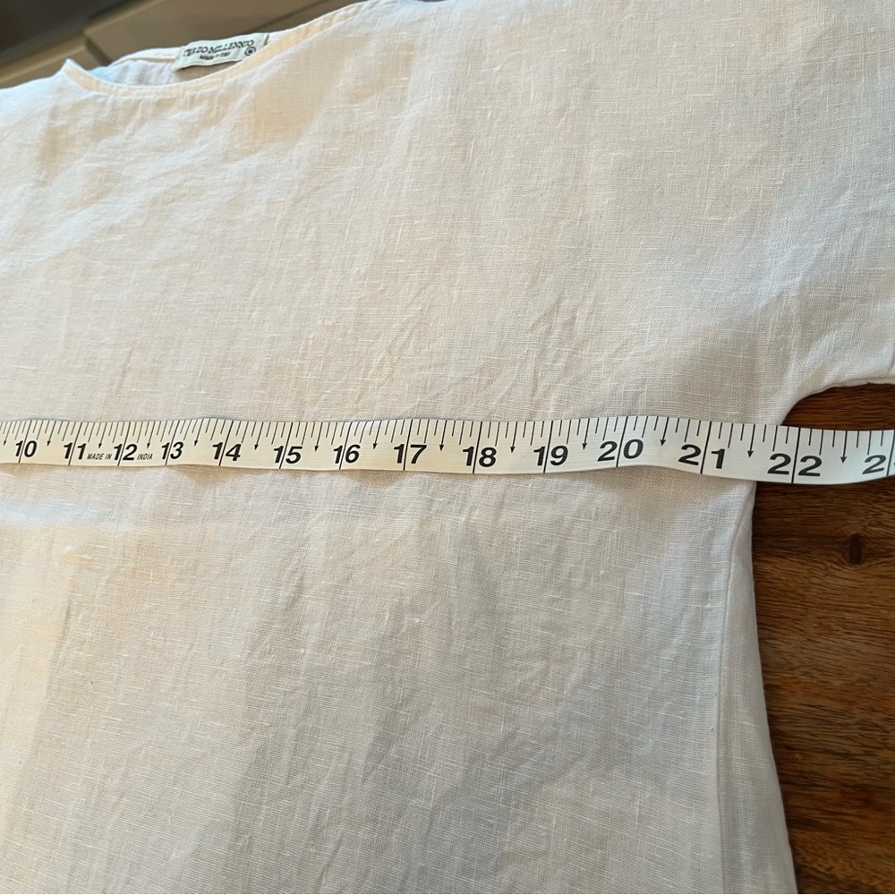 Womens Terzo Millennio size M white Hi-Low shirt tortoiseshell buttons down back - Picture 8 of 8